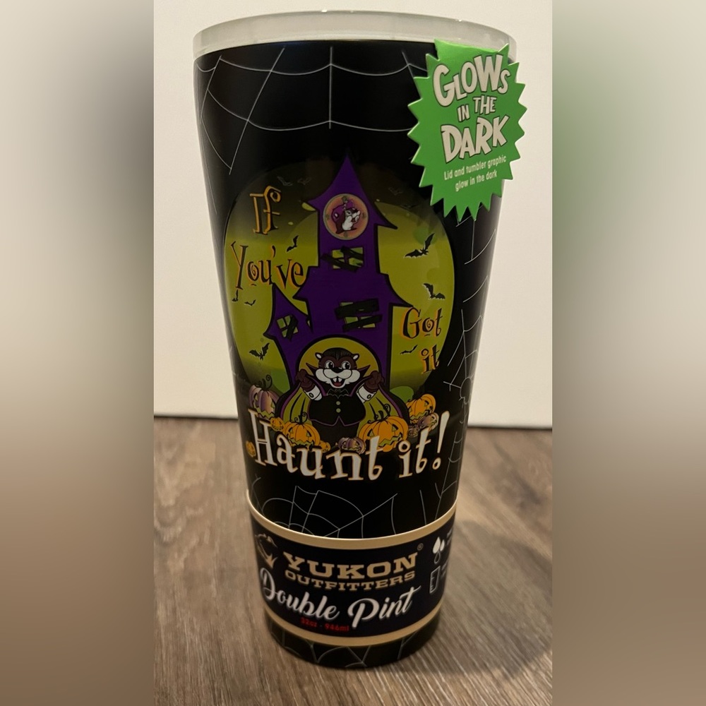 SOLD💥💥LAST ONE💥 Halloween Buc-ees Yukon Glow in Dark Tumbler💥💥 - Picture 5 of 5